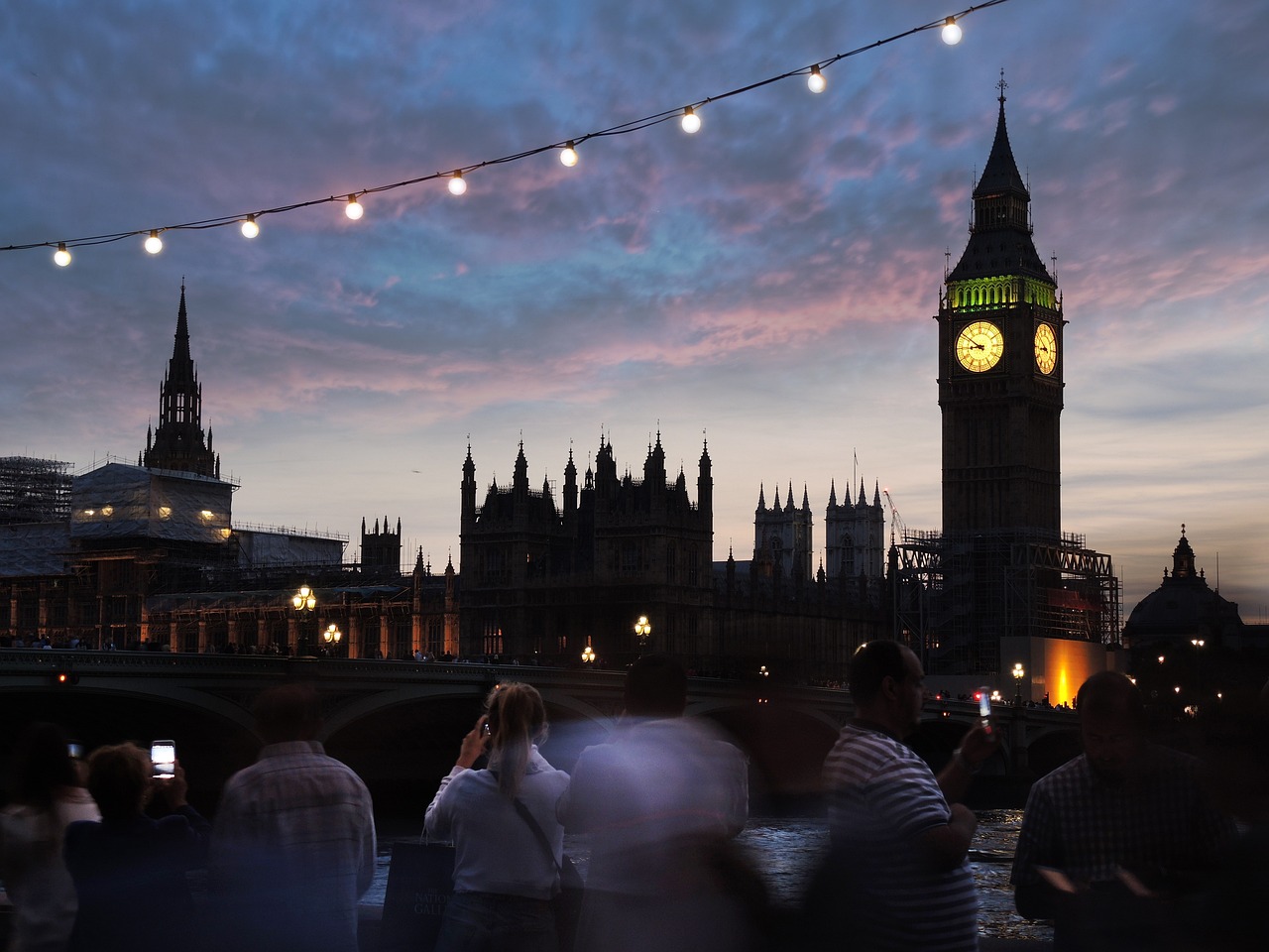 英国最新视频，引领文化潮流的探索之旅